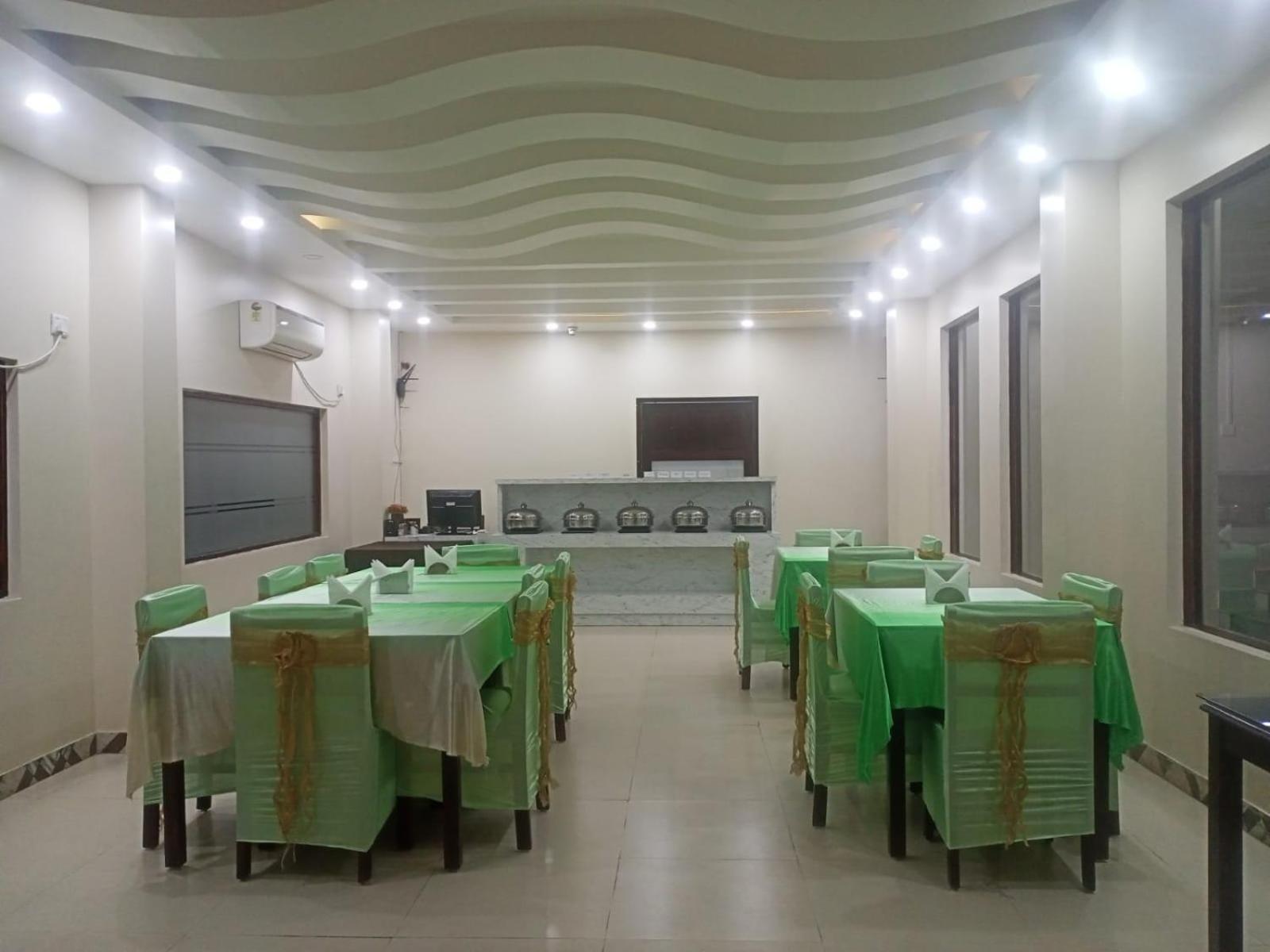 Seascape Hotel 3*